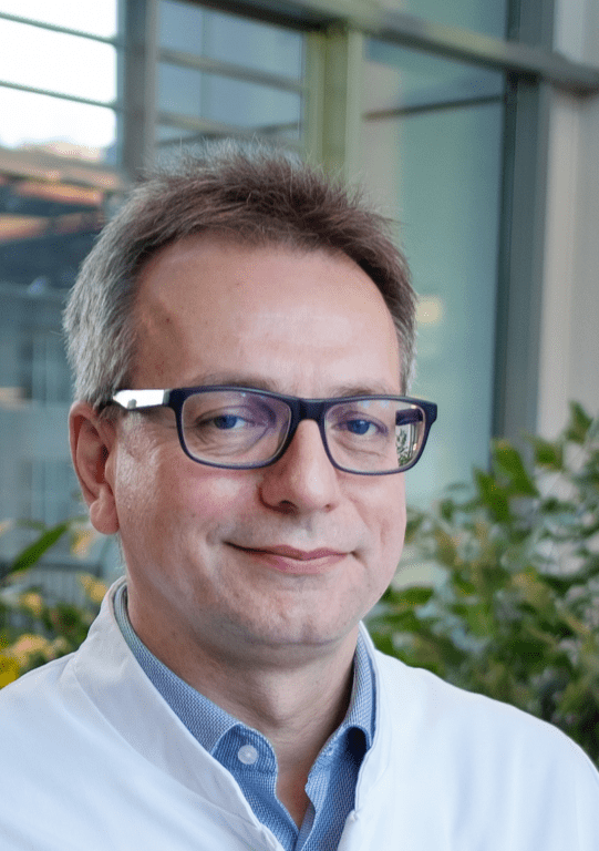 W transplantacji wątroby najpilniejszym wyzwaniem jest zwiększenie liczby dostępnych narządów